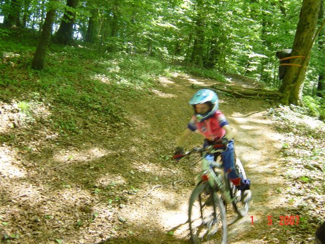 gal/VTT 2007/Descente_1_mai_2007_AlgrangeVTT/DSC07473.JPG